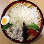 豚肉と夏野菜の冷やし稲庭うどん