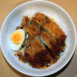 デミカツ丼