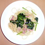 ベーコンとほうれん草のクリームパスタ