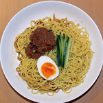 ジャージャー麺