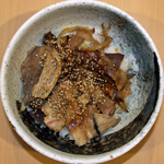 旨辛ねぎ味噌豚丼