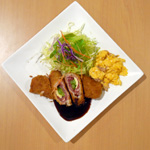 豚肉のアスパラチーズカツ
