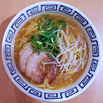 豚骨ラーメン