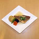 赤魚煮付　がんも煮