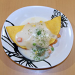 クリームソースのオムライス
