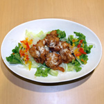 チキンのよくばりサラダ