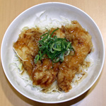 甘辛たれの鶏天丼