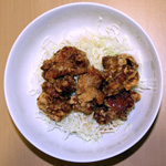 唐揚げごまだれ丼
