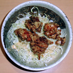 から揚げのごまダレ丼