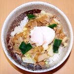 すき焼き丼温玉のせ
